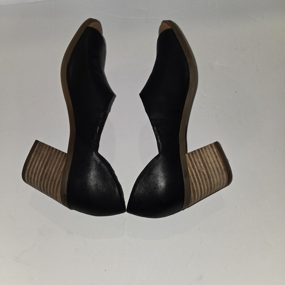 Lucky Brand Black Leather Oxfords - Picture 10 of 10